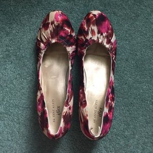 Anne Klein wedge flats